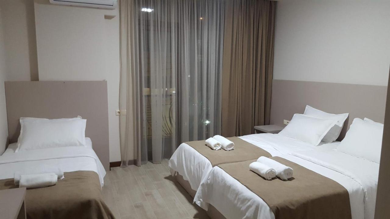 Hotel Tesa ゴニオ エクステリア 写真