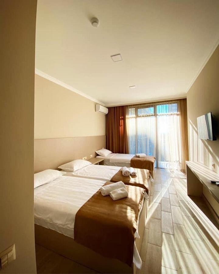 Hotel Tesa ゴニオ エクステリア 写真