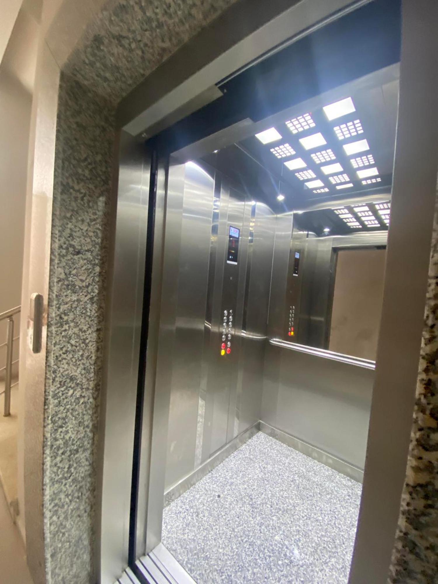 Hotel Tesa ゴニオ エクステリア 写真